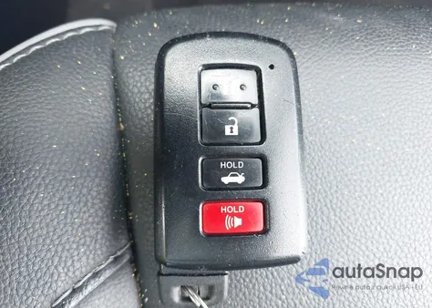 2014 Toyota Corolla Le Premium z USA, uszkodzony, nr VIN 2T1BURHE2EC125659